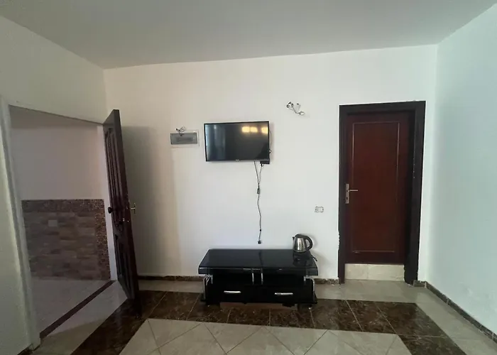 Villa Apartment *